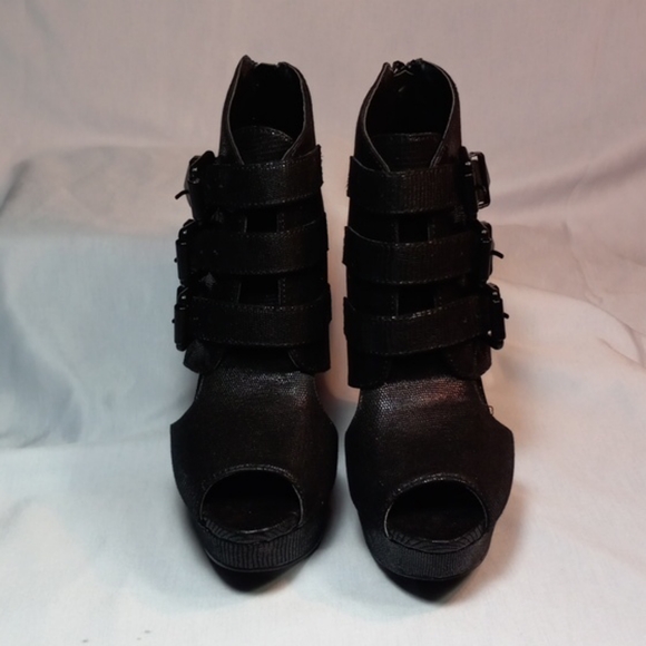 Beau & Ashe  Booties - Picture 2 of 6